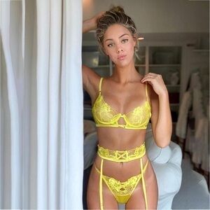 LOUNGE Ariella Intimates Set - Yellow